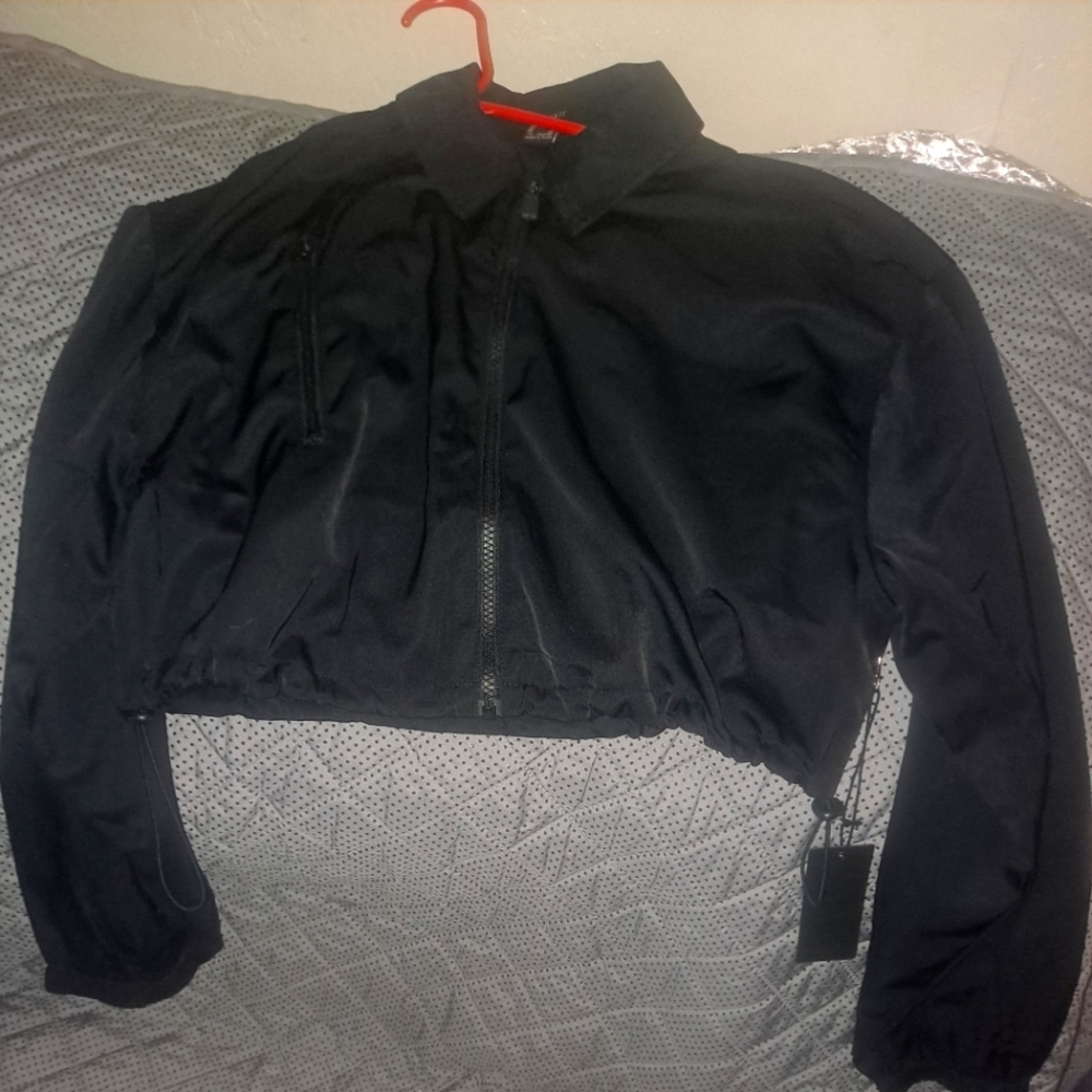 Forever 21 workout cropped jacket XSMALL